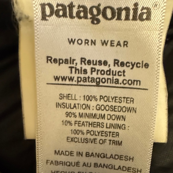 Patagonia Women's Black Puffer Jacket - Picture 11 of 12